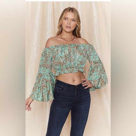 New Join me for fun shopping 🛍️ Livestream notification! 📣 - Picture 14 of 16